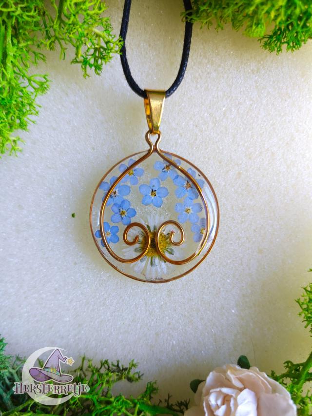 Elvenstijl ketting met madeliefje & vergeet-mij-nietjes