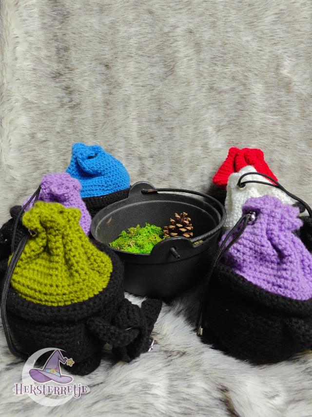 Gehaakt heksenketel tasje