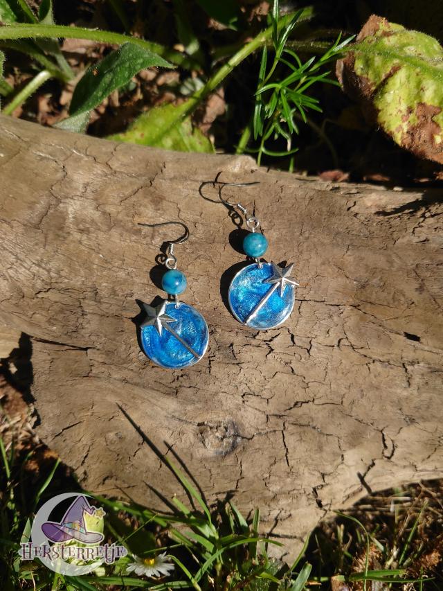 Oorbellen "Bewitched" met blauwe apatiet