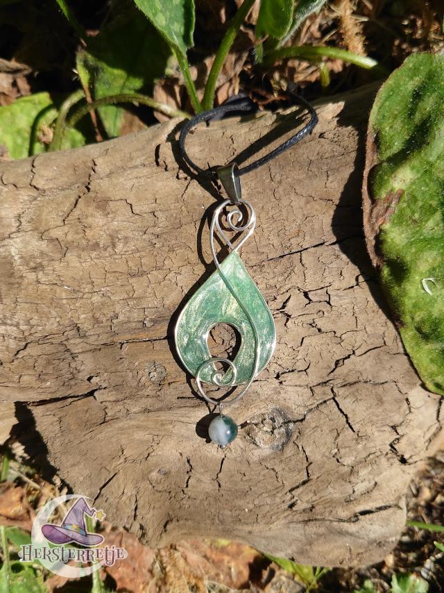 Elvenstijl ketting met mosagaat